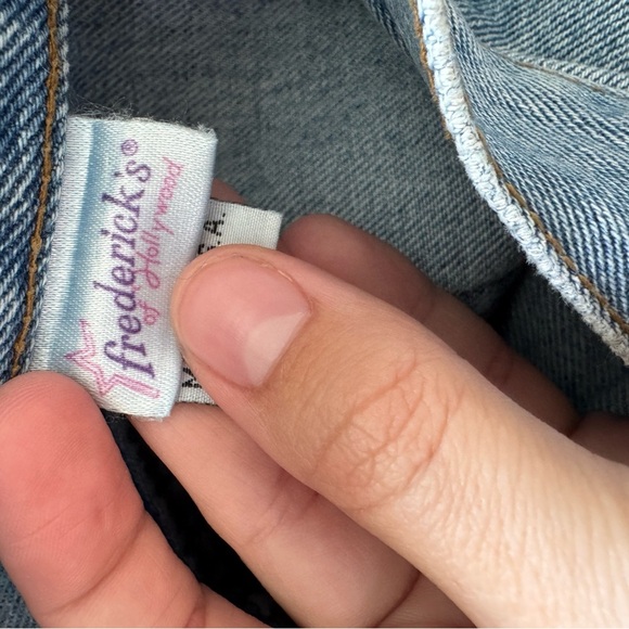 VTG Frederick’s of Hollywood Danger Clothing High Rise Denim Jeans Size 13/14 - Picture 12 of 14